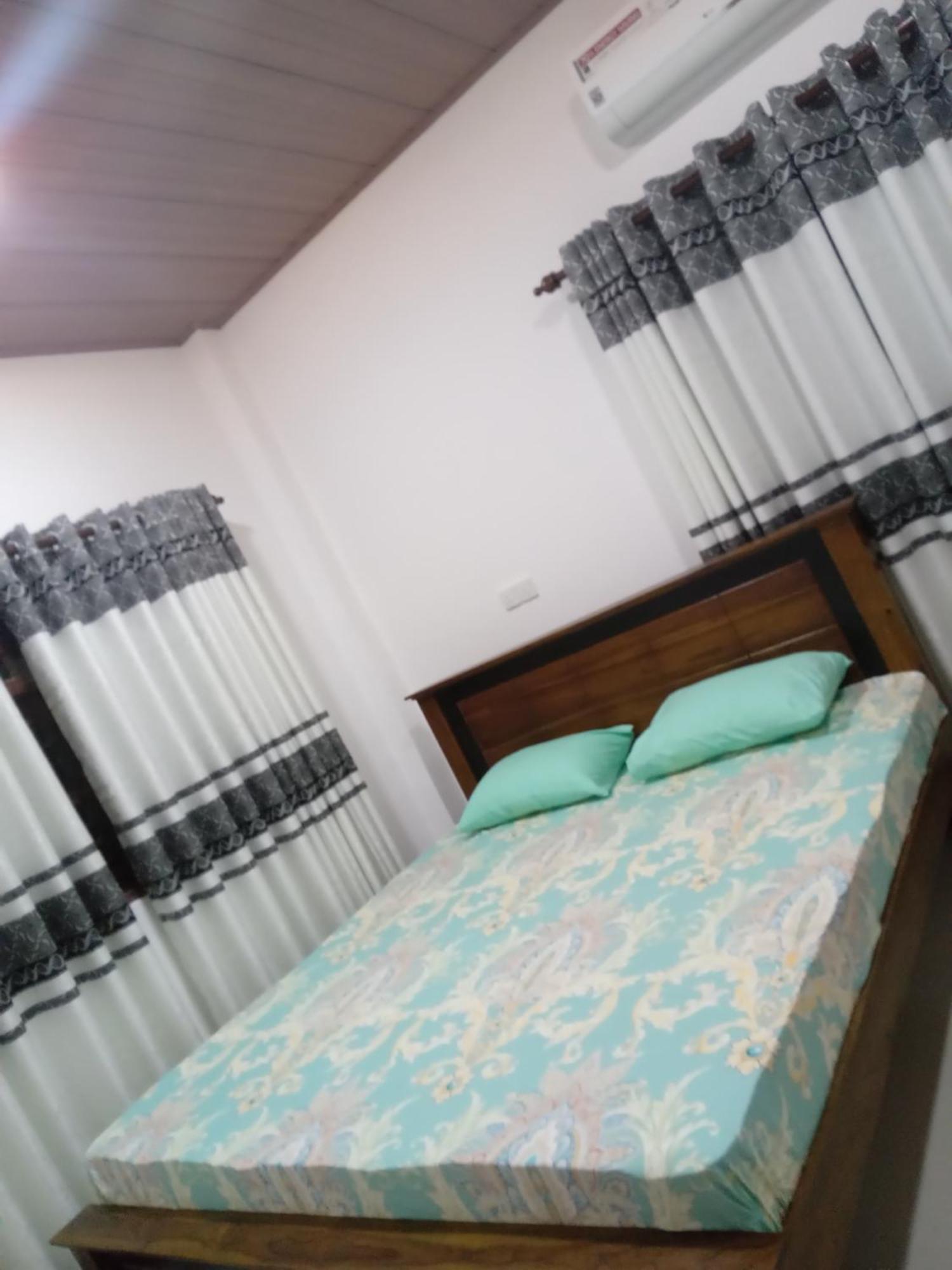 Sky Bloom Bed & Breakfast Homagama Exterior foto
