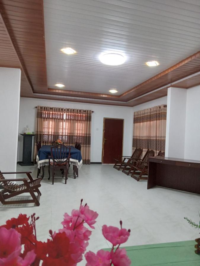 Sky Bloom Bed & Breakfast Homagama Exterior foto