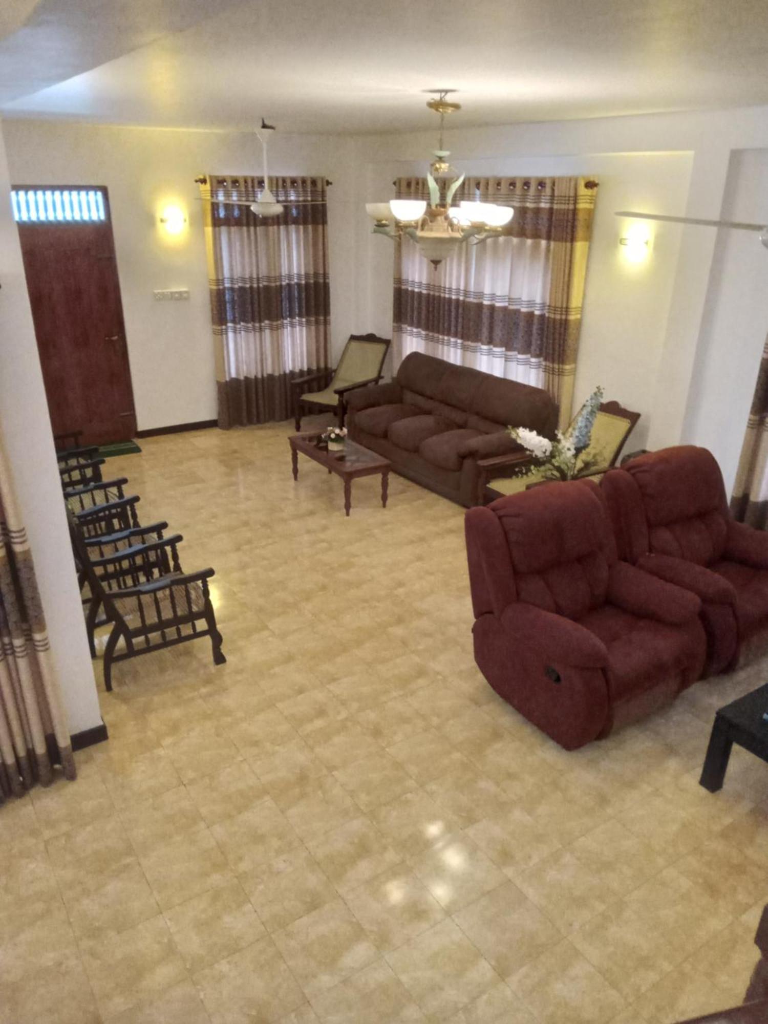 Sky Bloom Bed & Breakfast Homagama Exterior foto