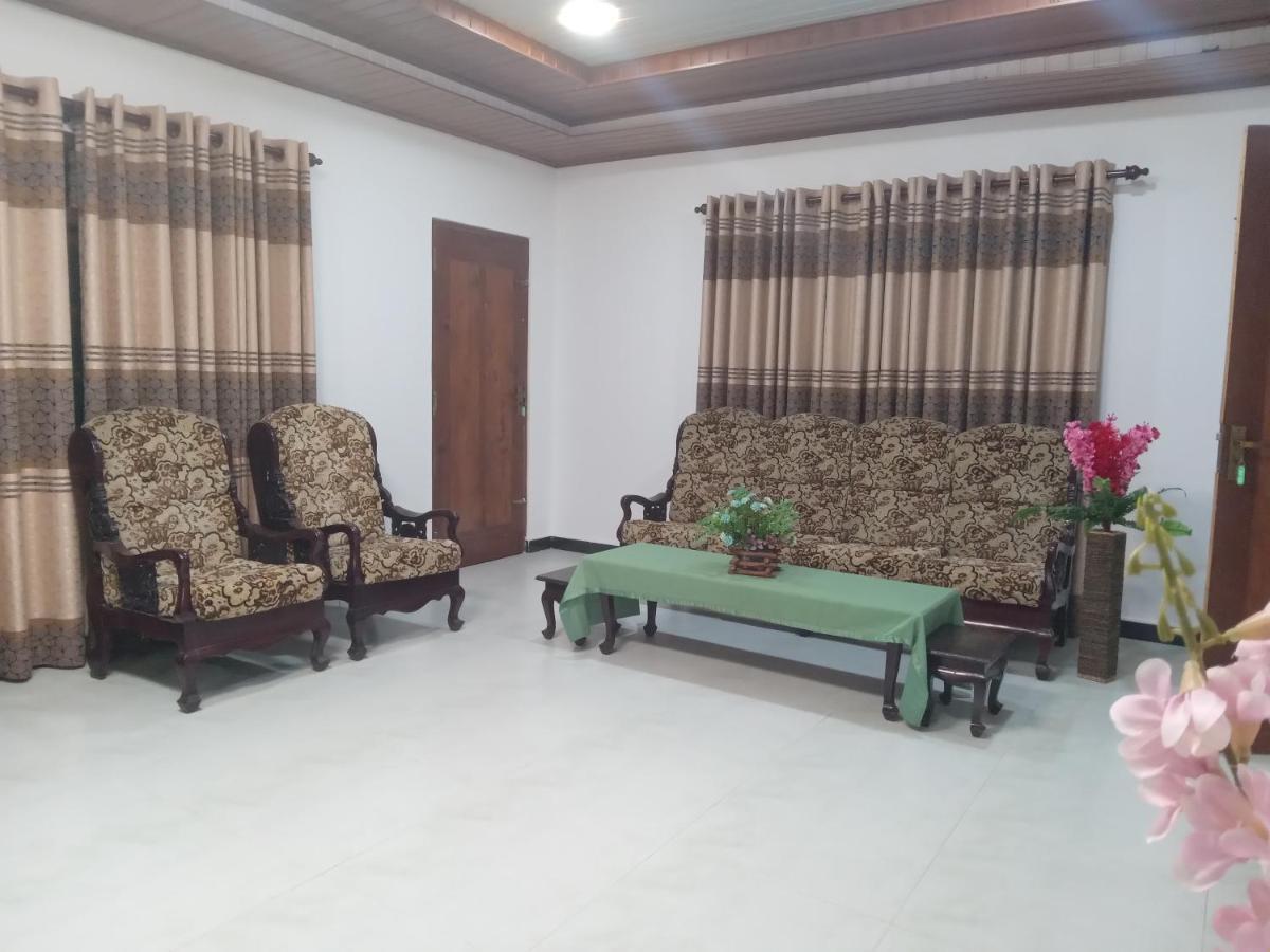Sky Bloom Bed & Breakfast Homagama Exterior foto
