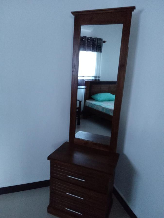 Sky Bloom Bed & Breakfast Homagama Exterior foto