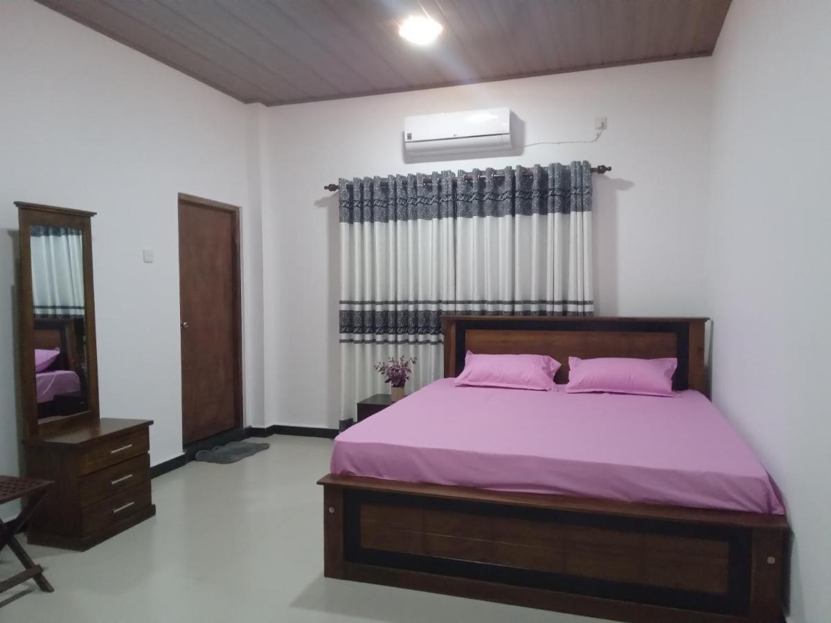 Sky Bloom Bed & Breakfast Homagama Exterior foto