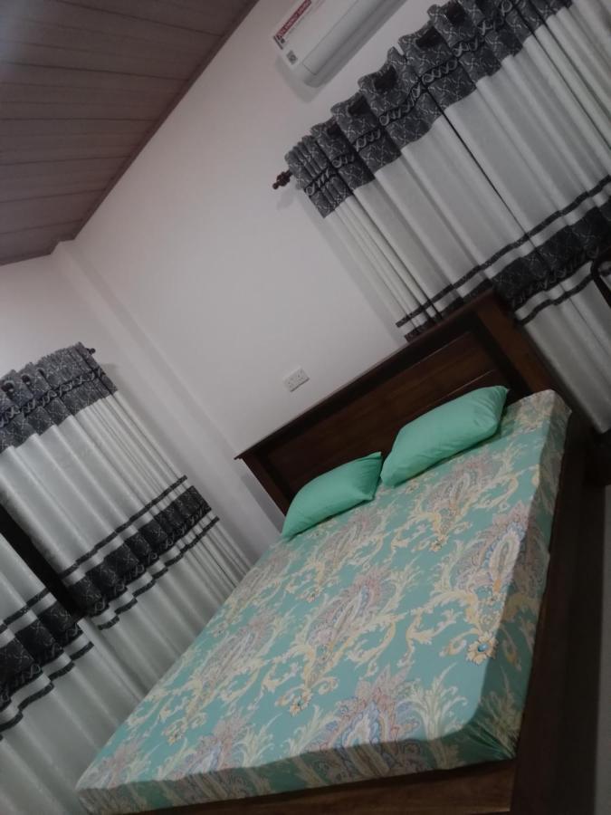 Sky Bloom Bed & Breakfast Homagama Exterior foto